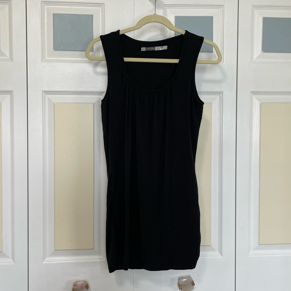 Athleta Women’s Black Sheath Tank Top Scoop Neck Sz L - Picture 1 of 6